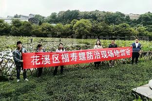 哈迪：基根-穆雷是个非常优秀的年轻球员 今天向他脱帽致敬